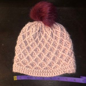 Light pink/mauve handmade crochet beanie NWOT interchangeable pom poms available